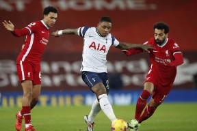 西亚卡姆连续七场比赛得分超过大比分获胜，利物浦不断突破！的简单介绍