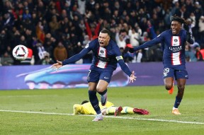 大坂直美重要时刻出色发挥，巴黎圣日耳曼带队取胜！